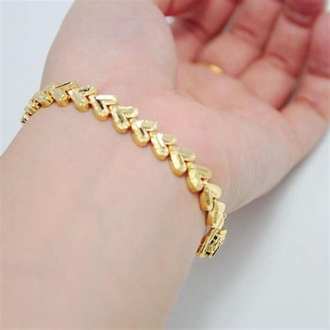 gold bracelet models